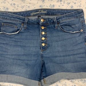 Women’s button fly denim shorts